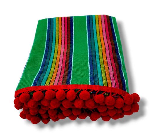 Couverture bleue + pompon jaune