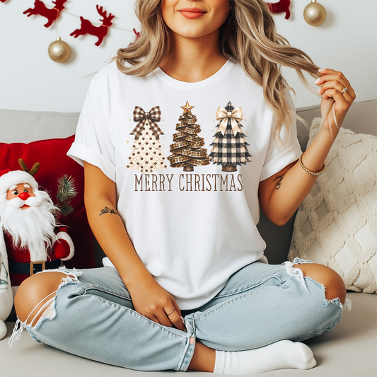 Playera Navideña Merry Christmas | Árboles de Navidad Coquette