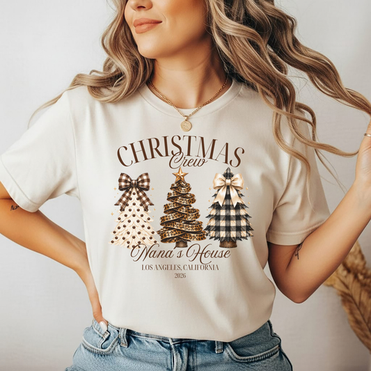 Playera navideña personalizada con árboles de Navidad, moños y estampado DTF