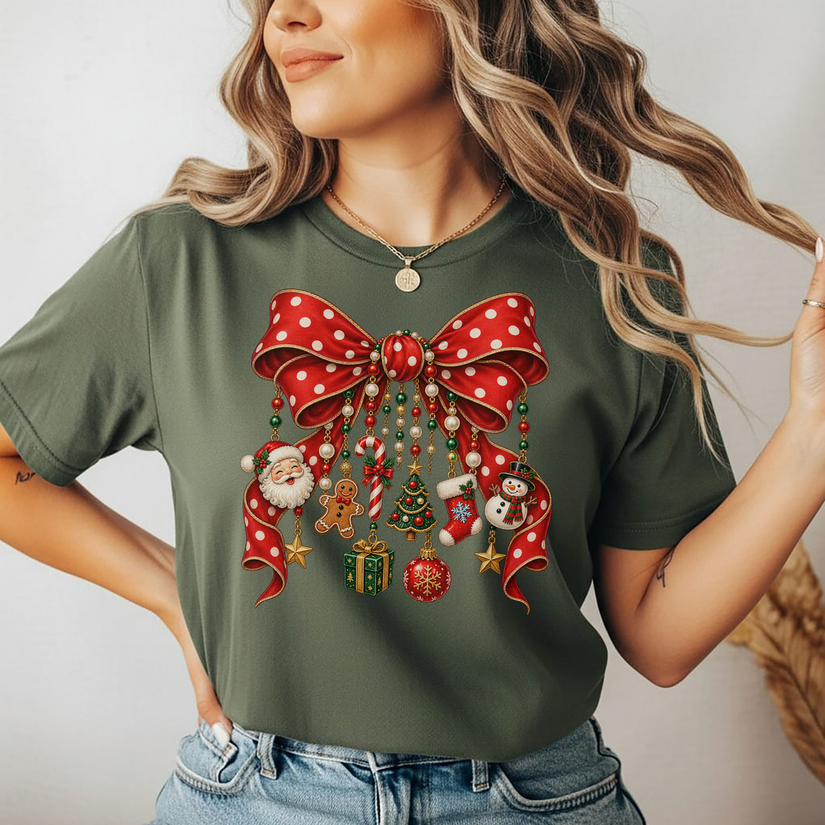 Playera Navideña Moño Rojo Coquette | Dijes de Navidad